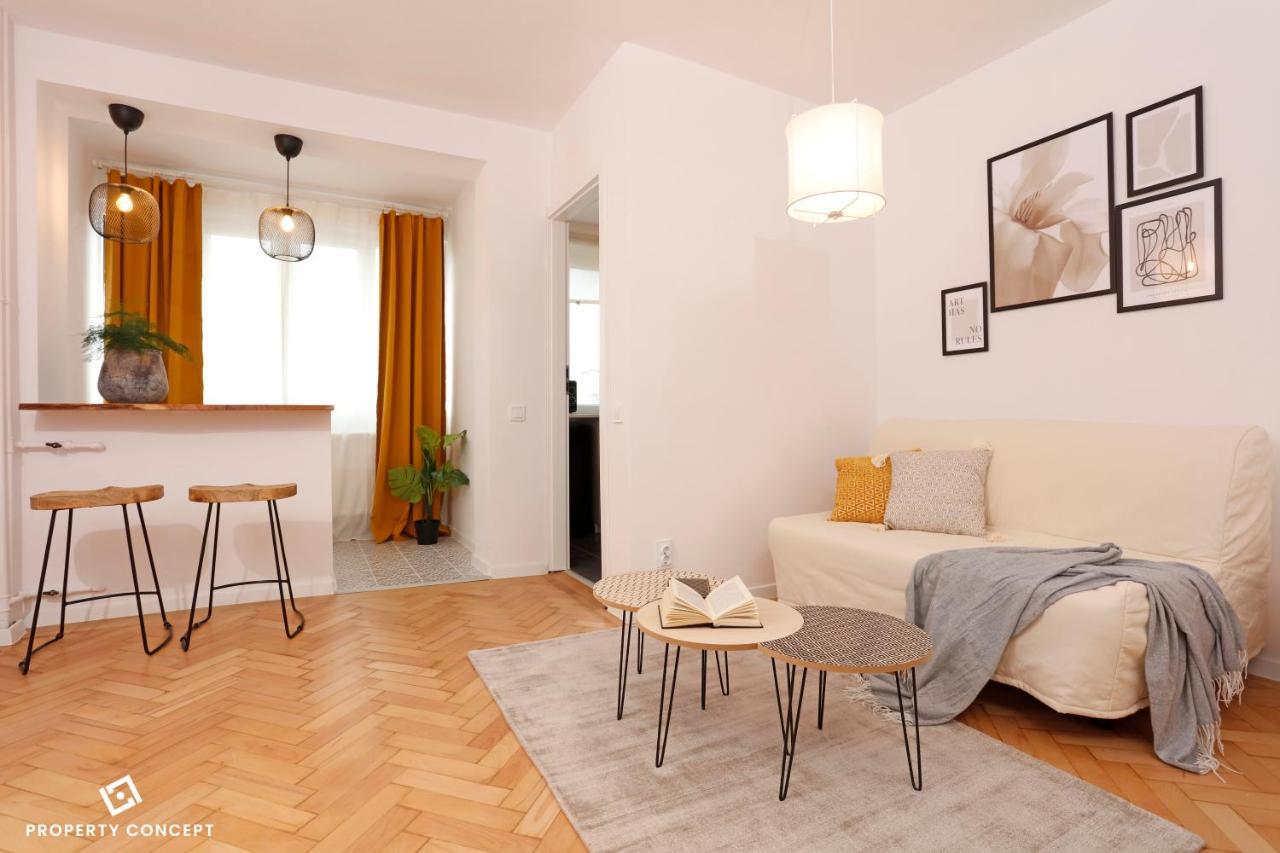 Chic Scandinavian Style Studio Apartment Bucharest Exterior photo